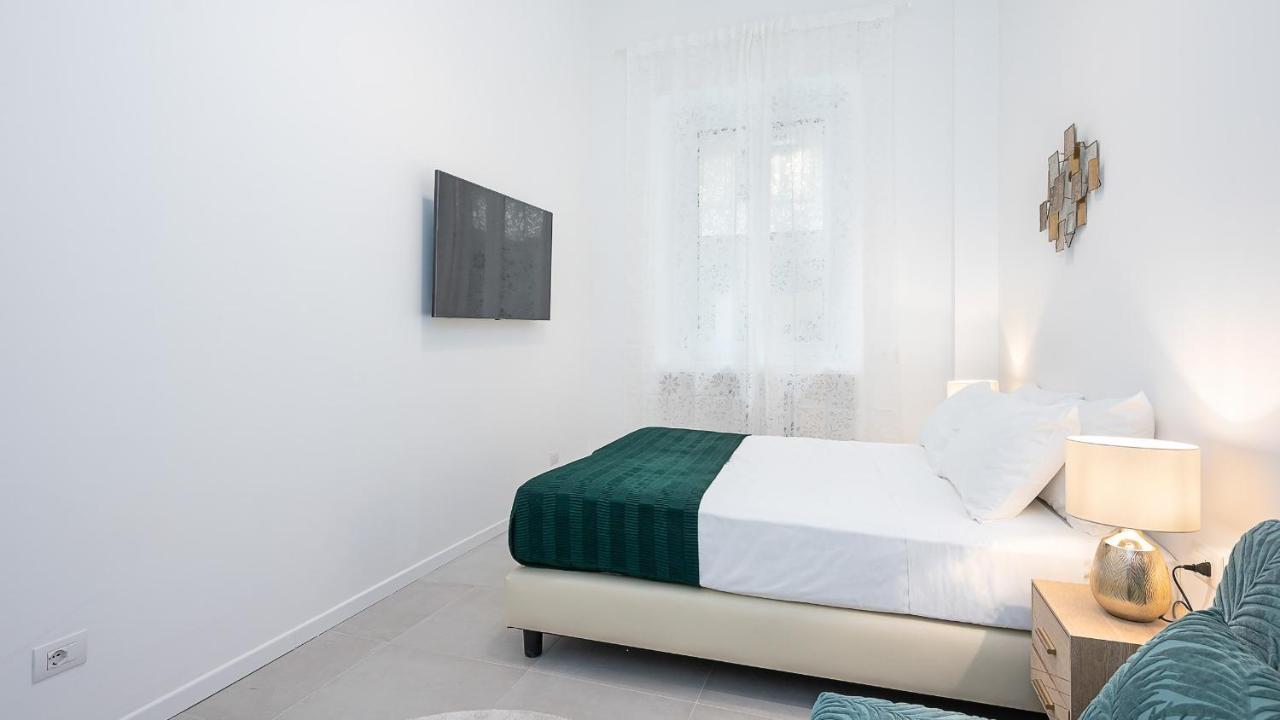 Classbnb - Due Moderni Appartamenti A 1Km Dall'Arco Della Pace Milão Exterior foto