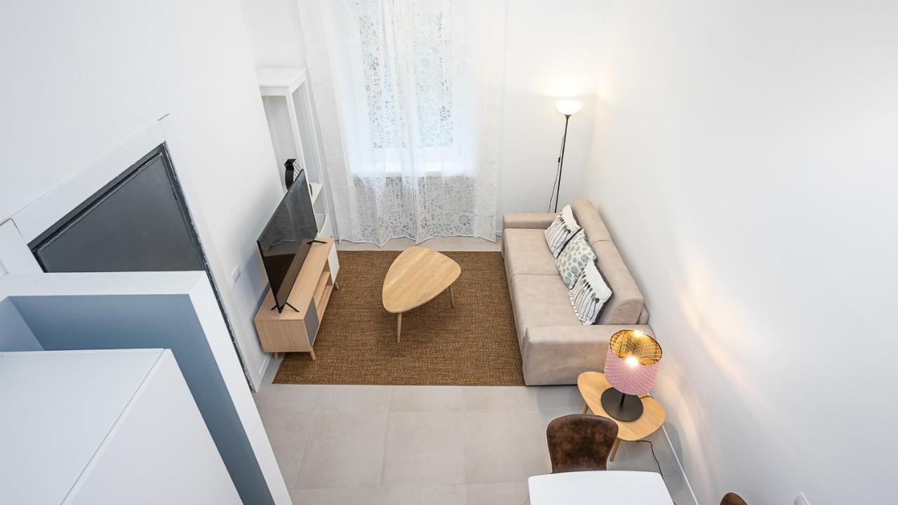 Classbnb - Due Moderni Appartamenti A 1Km Dall'Arco Della Pace Milão Exterior foto